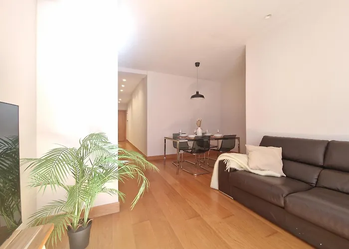 Centrico Con Encantador Mirador By Aloha *